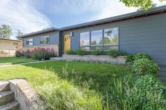 2822 N Tartan Pl in Boise, ID - Foto de edificio - Building Photo