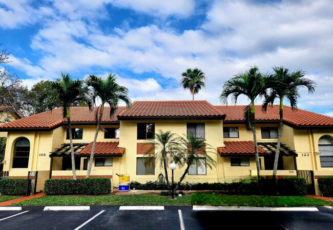 property at 10367 S Circle Lake Dr