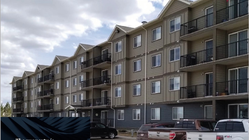 Tamarack Place in Camrose, AB - Building Photo