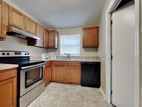 5126 Banshee Ave in Jacksonville, FL - Building Photo - Building Photo