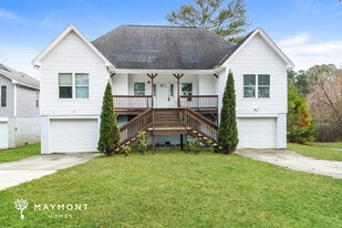 2348 Rolling Hills Rd in Columbia, SC - Building Photo