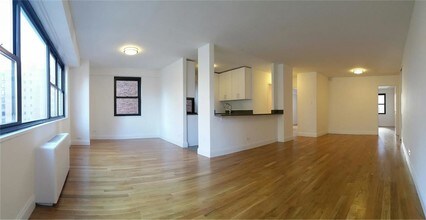 145 E 16th St-Unit -10e in New York, NY - Building Photo - Building Photo