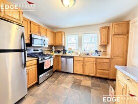 91 Undine Rd in Boston, MA - Building Photo