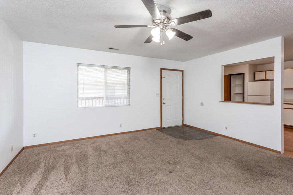 The Apartment Place in Norfolk, NE