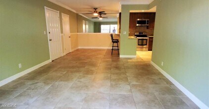 3402 Gardens E Dr in Palm Beach Gardens, FL - Building Photo - Building Photo