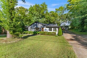 2874 Grand Ave SW in Atlanta, GA - Building Photo - Building Photo