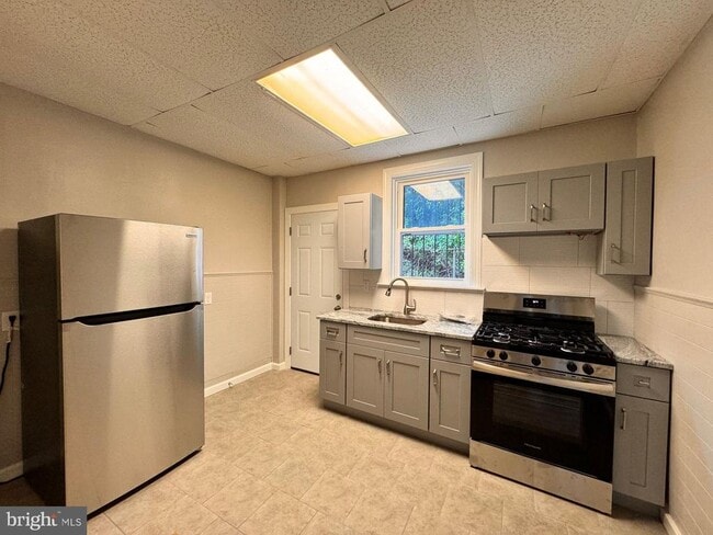 5439 Hunter St in Philadelphia, PA - Building Photo - Building Photo