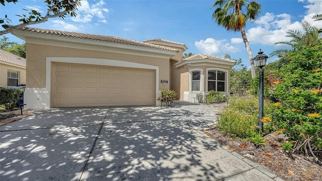 9000 Willow Brook Dr in Sarasota, FL - Building Photo - Building Photo
