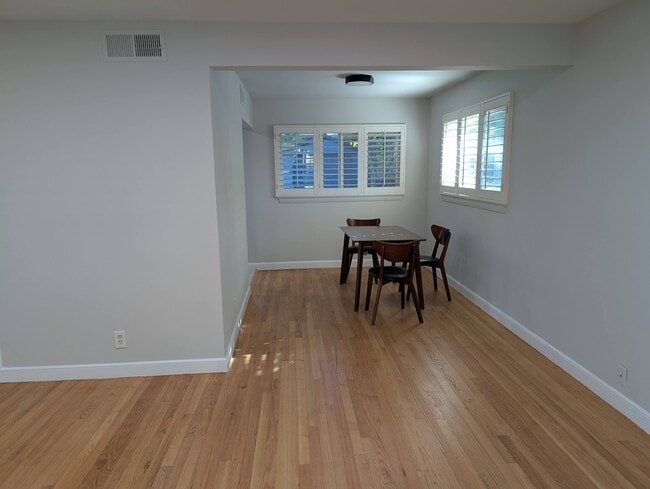 443 Laurel St in Menlo Park, CA - Building Photo - Building Photo