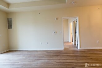 1443 Sierra Dr in Hamilton Township, NJ - Building Photo - Building Photo