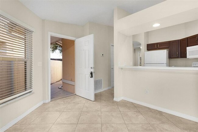 2299 Santa Lucia St in Kissimmee, FL - Building Photo - Building Photo