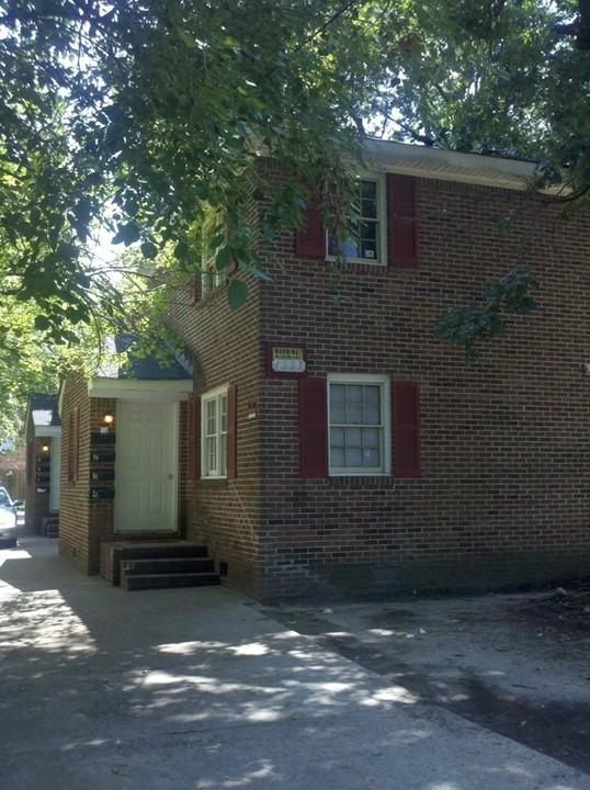 1223 Strand St in Norfolk, VA - Building Photo