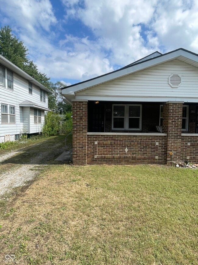 property at 841 N Emerson Ave