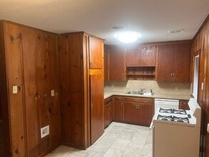 1929 Johnston Ave in Conway, AR - Building Photo - Building Photo