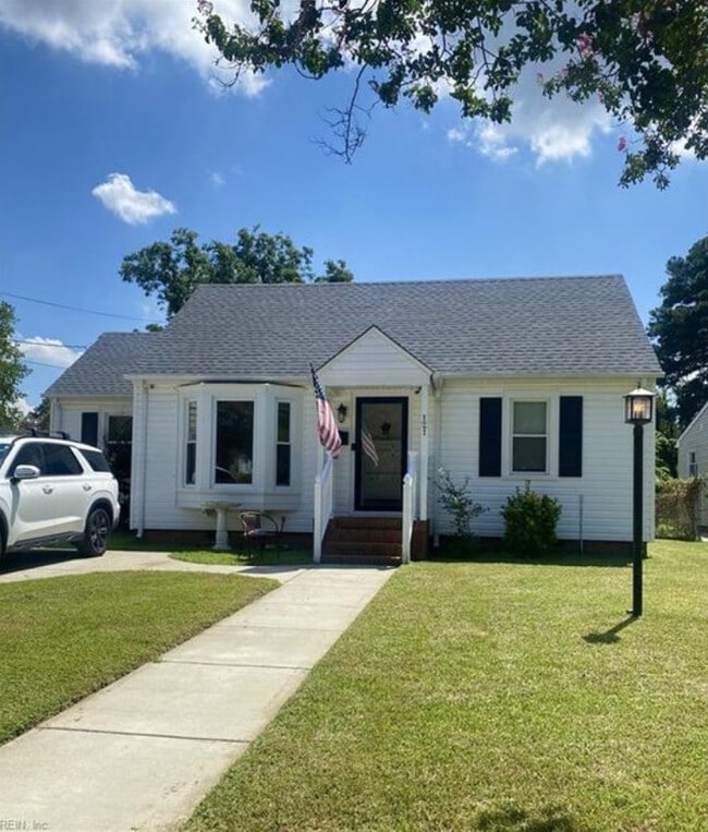 property at 121 Winshire St