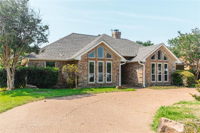 2516 Piedra Dr in Plano, TX - Foto de edificio - Building Photo