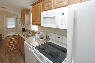 Arbor Terrace RV Resort in Bradenton, FL - Building Photo - Interior Photo