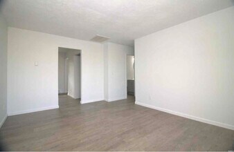 604 S 10th St in Gas City, IN - Foto de edificio - Building Photo