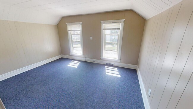 706 Emmet St-Unit -#4 in Ypsilanti, MI - Building Photo - Building Photo