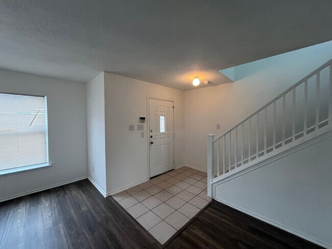 8419 Manderly Pl in Converse, TX - Building Photo - Building Photo