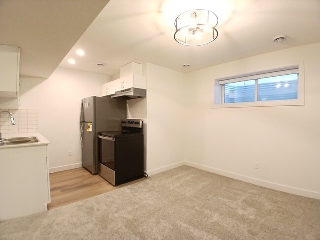 1954-1209 209 St NW in Edmonton, AB - Building Photo - Building Photo