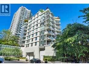 633 Kinghorne Mews in Vancouver, BC - Building Photo - Building Photo