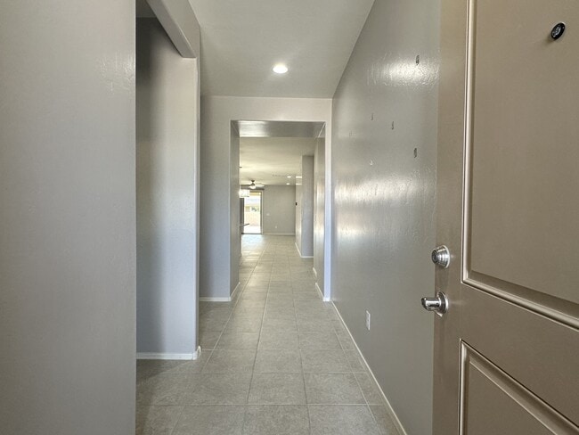 7303 S Via Tierra Mesa in Tucson, AZ - Building Photo - Building Photo