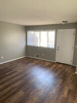 3220 Grimes Ave N in Minneapolis, MN - Building Photo