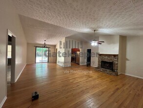 468 Davis Rd in Fayetteville, GA - Building Photo - Building Photo