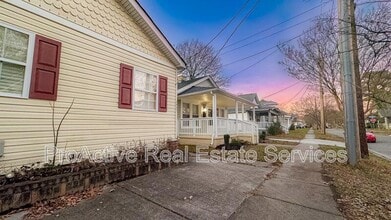 3027 Peronne Ave in Norfolk, VA - Building Photo - Building Photo