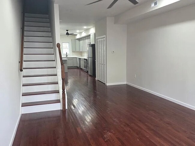 property at 1511 E Lafayette Ave
