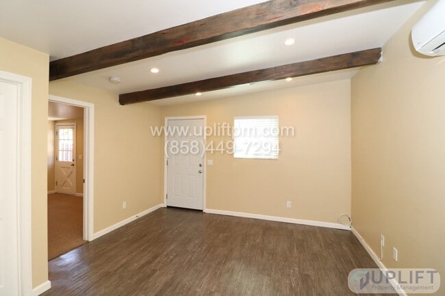 324-324 7th St in Ramona, CA - Building Photo - Building Photo