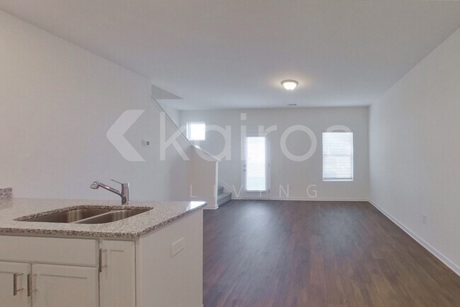 226 Long Is Dr in Cartersville, GA - Foto de edificio - Building Photo