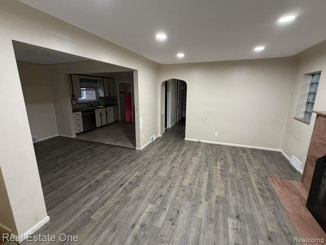 6835 Rosemont Ave in Detroit, MI - Building Photo - Building Photo