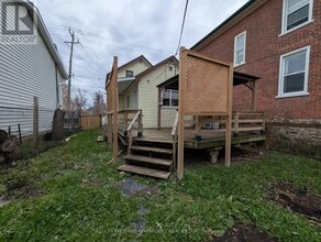 1013 High St in Peterborough, ON - Building Photo - Building Photo