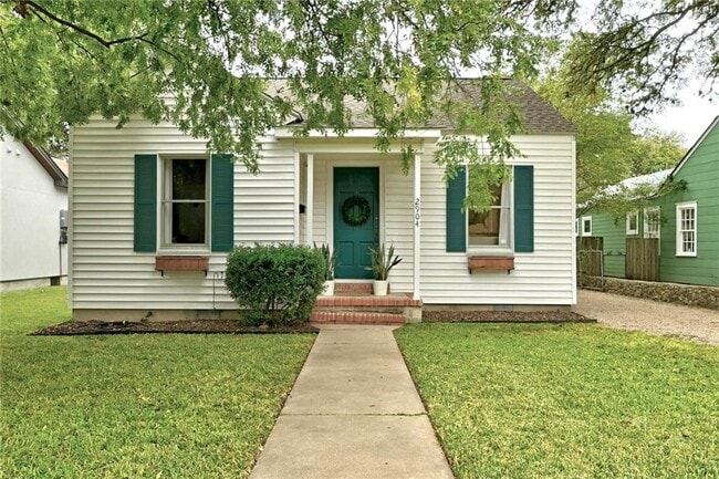 property at 2904 Kerbey Ln
