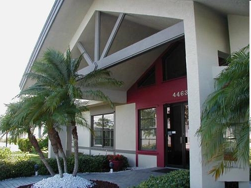 Pinelake Gardens and Estates in Stuart, FL - Building Photo - Building Photo