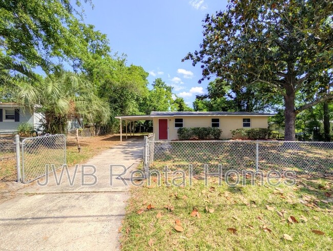 property at 6945 Goldilocks Ln