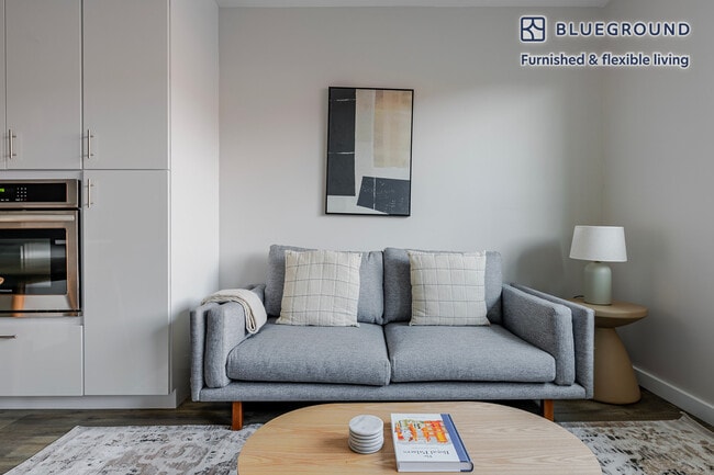 10 Essex St in Cambridge, MA - Foto de edificio - Building Photo