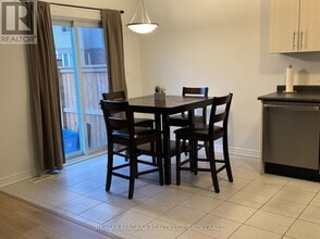 218 Heron St in Welland, ON - Building Photo - Building Photo