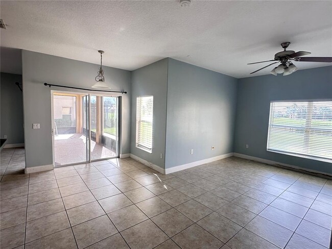 3552 Valleyview Dr in Kissimmee, FL - Building Photo - Building Photo