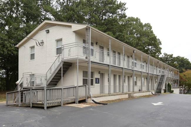 Garden Terrace Apartments in Marietta, GA - Building Photo - Building Photo