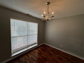 102 Alice Ct in Apex, NC - Building Photo - Building Photo
