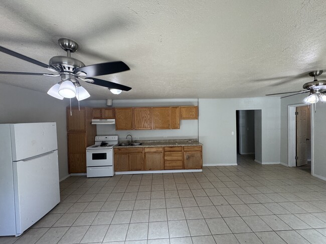 20756 Old Hwy 59 in Heavener, OK - Building Photo - Building Photo