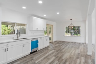 15723 173rd Ave NW, Unit B in Gig Harbor, WA - Building Photo