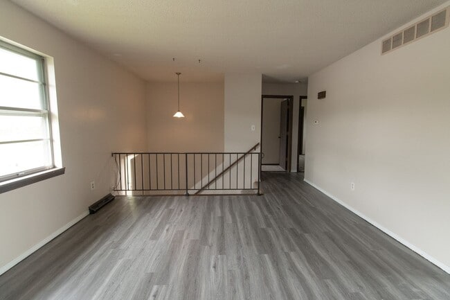 1584-1586-1586 S Sonora Dr in Columbia, MO - Building Photo - Building Photo