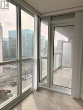 88 Sheppard Ave E in Toronto, ON - Building Photo - Building Photo