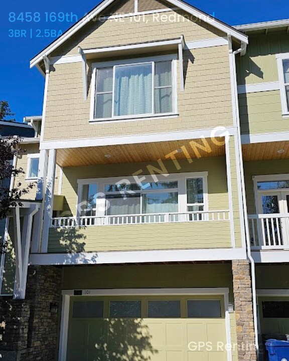8458 169th Ave NE in Redmond, WA - Building Photo