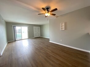 14300 ALOHA St in Corpus Christi, TX - Building Photo - Building Photo