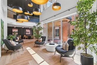 Avana on Main in Atlanta, GA - Building Photo - Building Photo